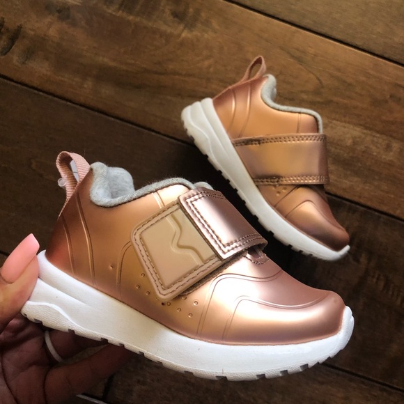 Cat & Jack Other - Toddler Girls' Kolbi Sneakers - Cat & Jack™